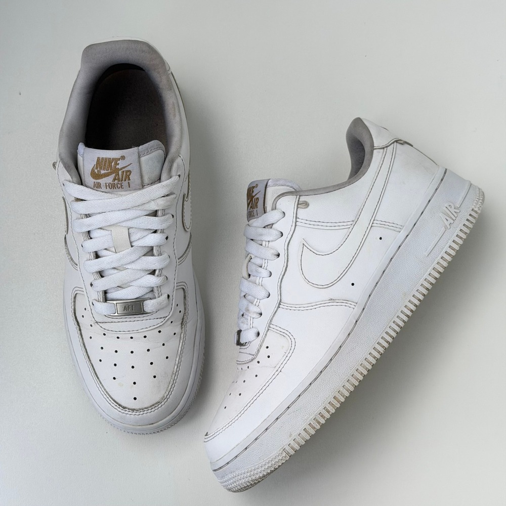 Nike Air Force 1 Low Women 7.5 White Gold Sneaker Classic Retro Sportswear Y2K